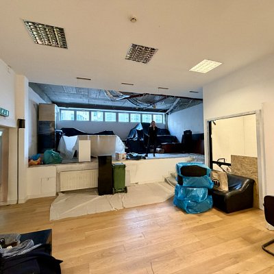 SPRZEDAŻ na LOKAL w Warszawa